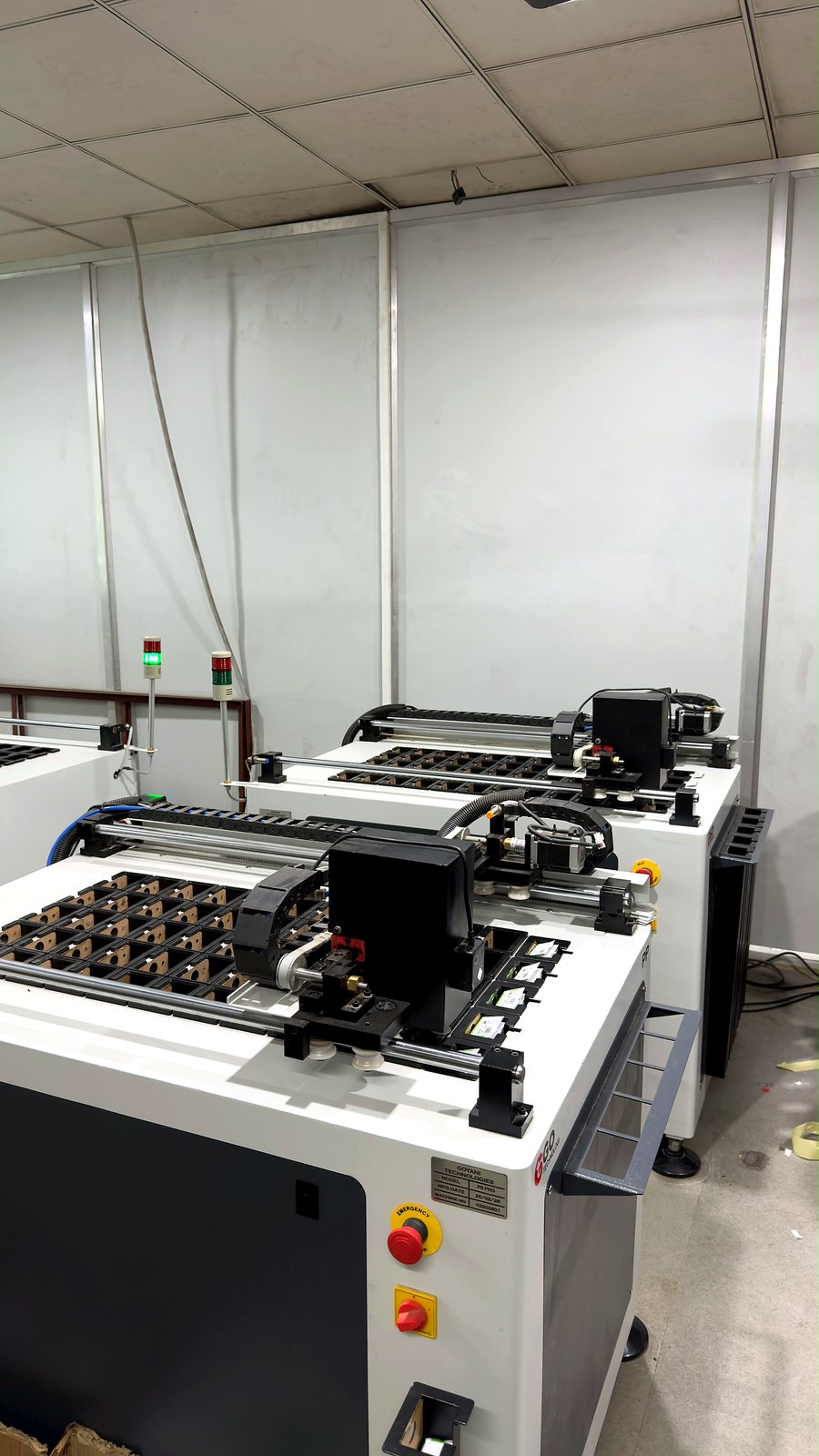 Precision diamond planning and cutting machinery at Sahyog Diamond